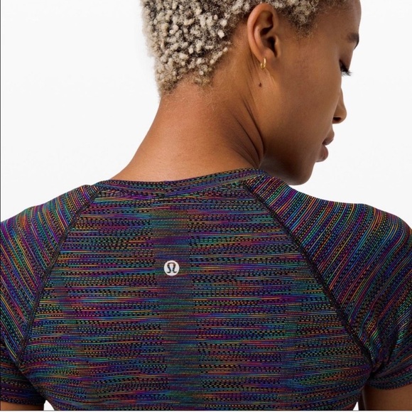 Lululemon Athletica Swiftly Tech Tee - Picture 2 of 11
